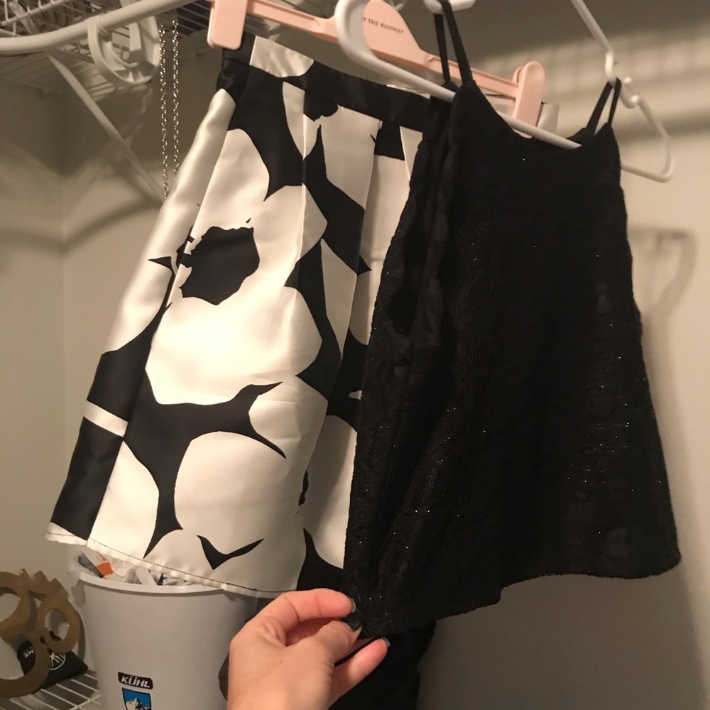 2 piece girls size 14 dress.  Brand new.